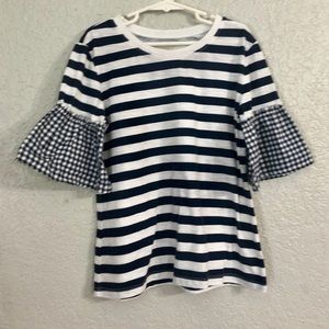 🌵 3 for $15 🌵 Girls Shirts bundle of 2